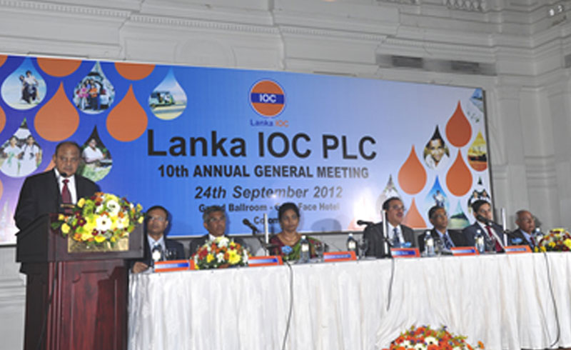 Director (Marketing) addresses the 10th AGM of Lanka IOC