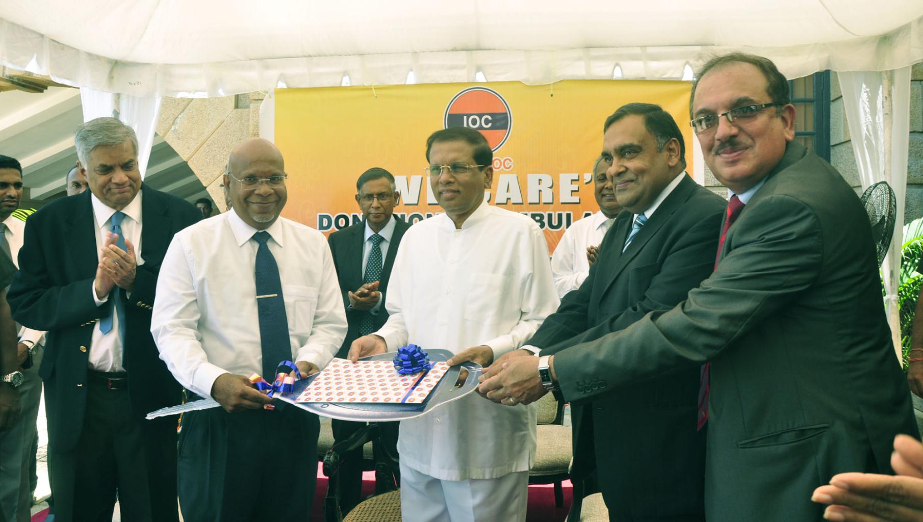 Lanka IOC donates ambulance to Lihiniyagama Divisional Hospital