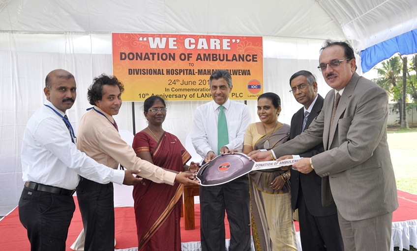 Lanka IOC donates ambulance to Mahadivulwewa Hospital in Trincomalee district